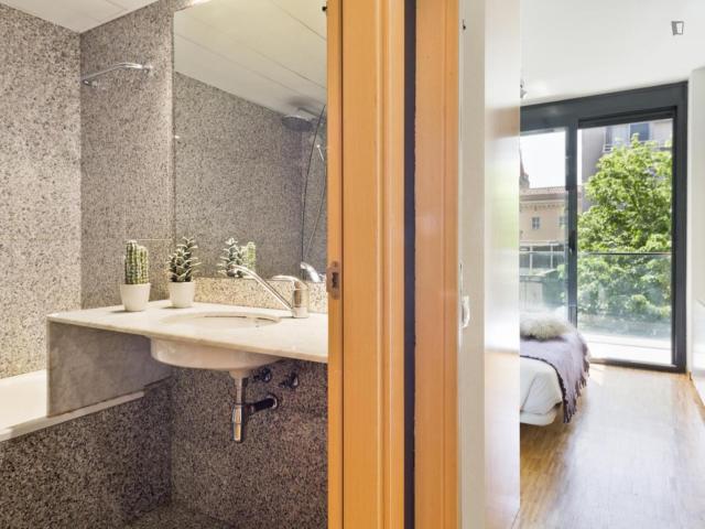 Charming 3 bedroom apartment in trendy Sarrià Sant Gervasi