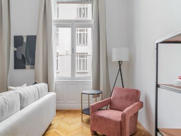 Charming 3 Bedroom Apartment in Vienna