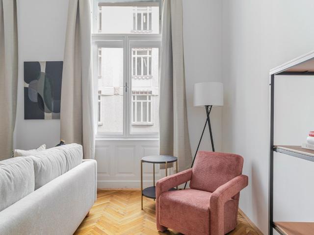 Charming 3 Bedroom Apartment in Vienna, Vienna Amsterdam Apartments for Rent