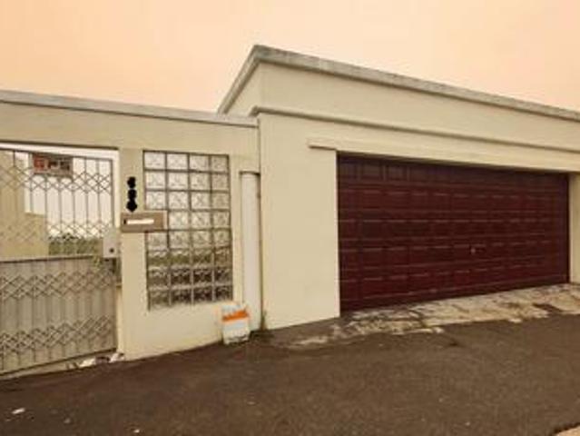 charming 3 bedroom double storey hom.