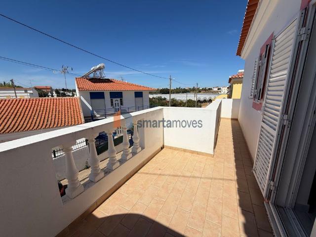 Charming 3 Bedroom House for Long Term Rental in Altura – Pet Friendly & D7 Visa Suitable Castro Marim T3 Villa SMR1024