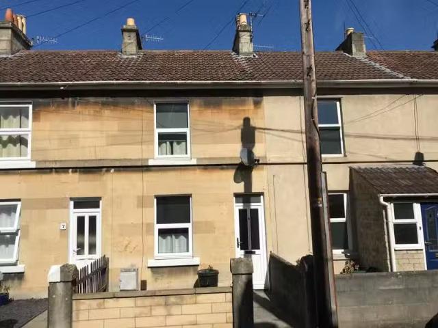 Nice 3 bedroom house for rent in South View Road, Bath, BA2