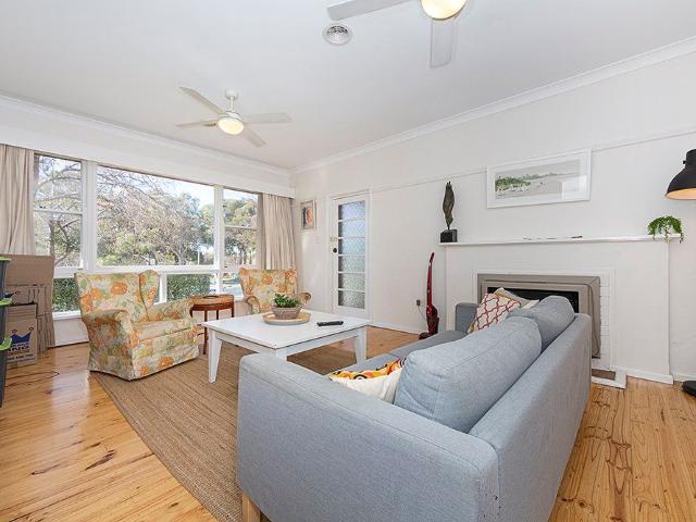 Charming 3 Bedroom House in Griffith
