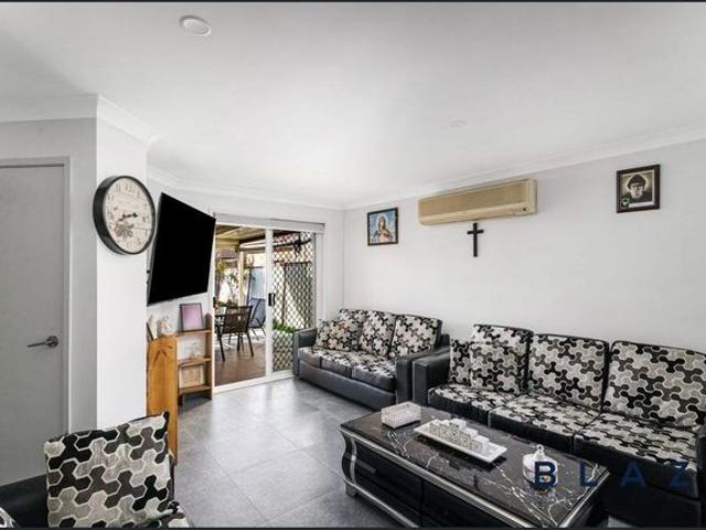 Charming 3 Bedroom House in Hoxton Park