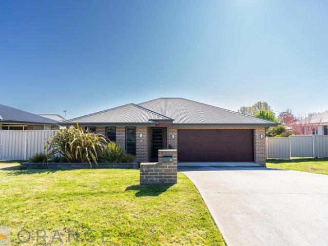CHARMING 3 BEDROOM HOME