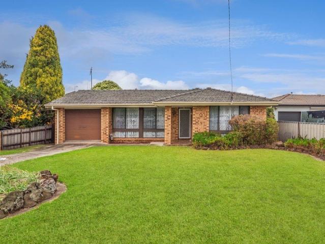 Charming 3 Bedroom Home with Beautiful Gardens