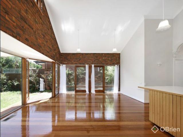 Charming 3 Bedroom Home with Bonus Studio in Prime Bentleigh Location