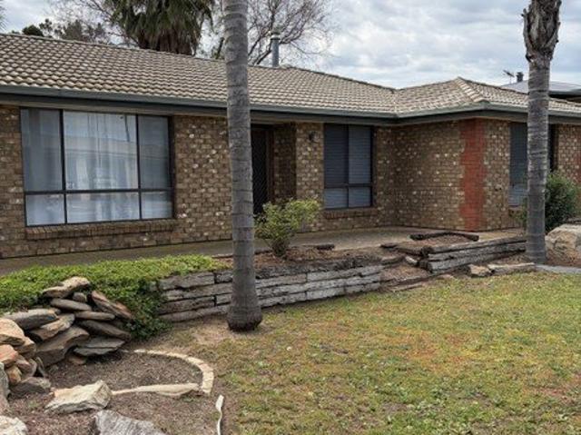 Charming 3 Bedroom Home with Versatile Living Spaces