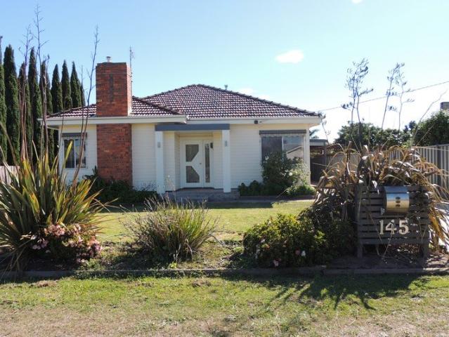Charming 3 bedroom home close to CBD