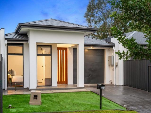 Charming 3 bedroom home close to necessities!