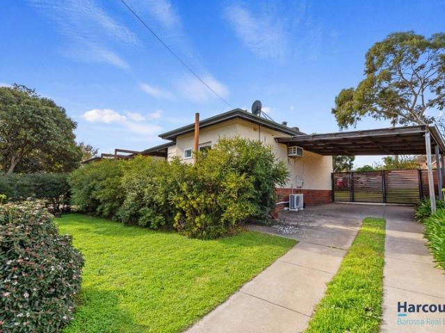 Charming 3 Bedroom Home in the Heart of Angaston