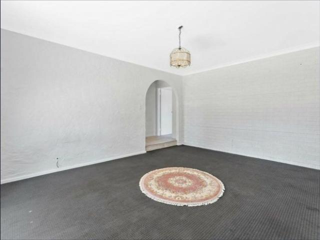 Charming 3 Bedroom Home in the Heart of Parmelia