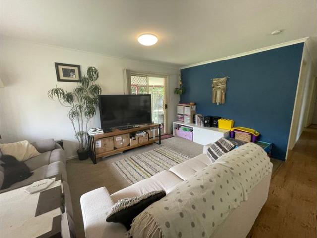 Charming 3 Bedroom Home in the Heart of Woombye