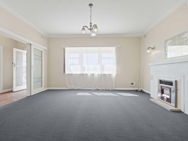 Charming 3 Bedroom Home in West Croydon