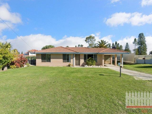 Charming 3 Bedroom Home in a Quiet Cul de Sac