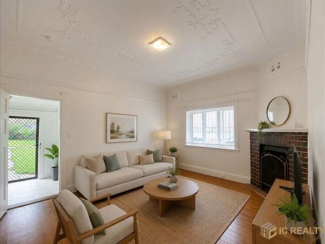 Charming 3 Bedroom Home in Convenient West Ryde Location