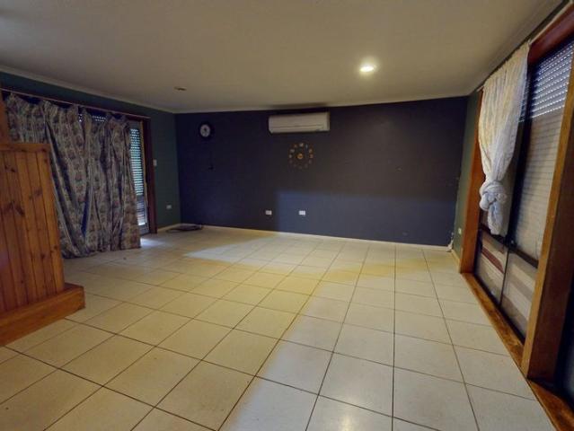 Charming 3 Bedroom Home in Elizabeth East Perfect for a Peaceful Retreat!