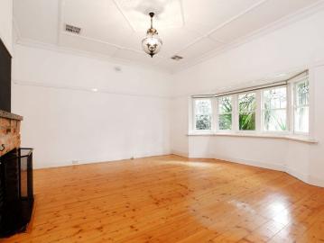 Charming 3 bedroom home in prime Brunswick West