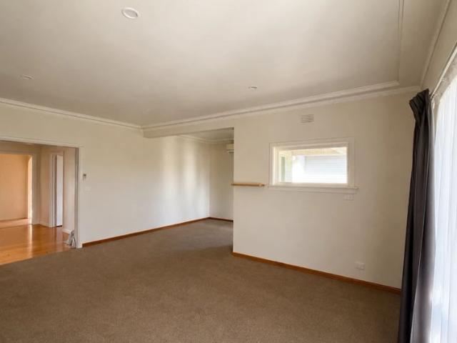 Charming 3 Bedroom Home in Prime Location