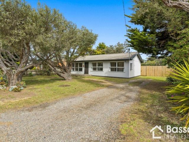 Charming 3 Bedroom Home in Prime Rye Location