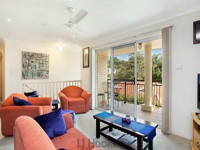 Charming 3 Bedroom Home in Sought After Highfields!