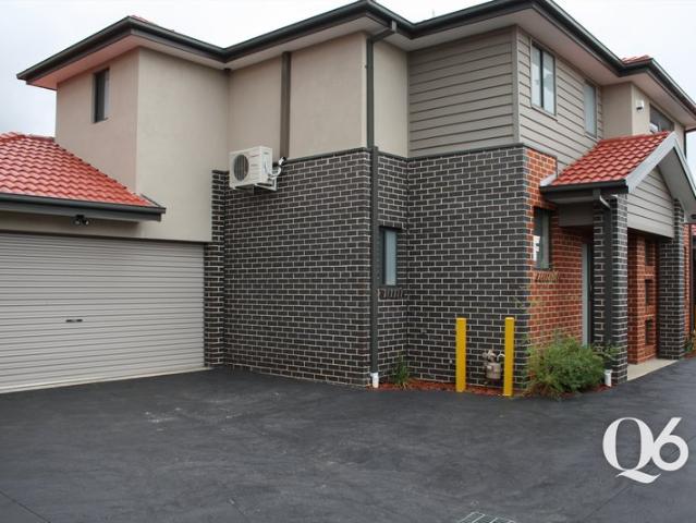 Charming 3 Bedroom home in St Albans