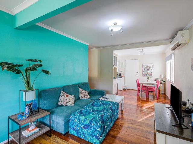 CHARMING 3 BEDROOM HOME NESTLED IN A HIGHLY CONVENIENT LOCATION!