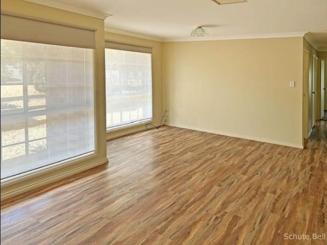 Charming 3 Bedroom Home Ready to Move Straight In!