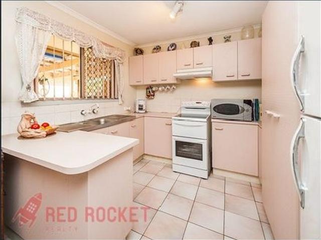 Charming 3 bedroom Property at Kingston for Rent