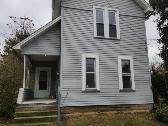 Charming 3 Bedroom Property at Prime Location
