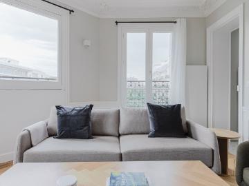 Charming 3 Bedroom Retreat in Batignolles