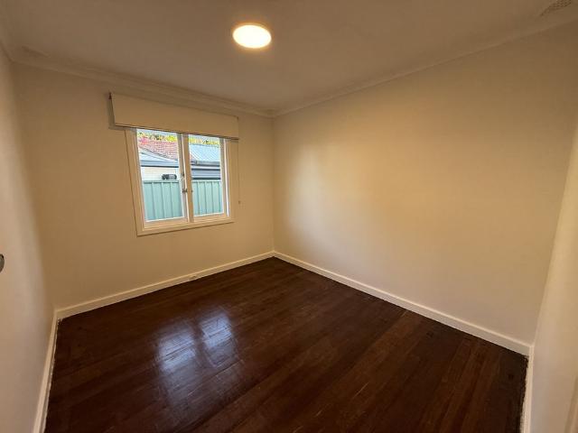 Charming 3 Bedroom Rental House in Kelmscott Your Peaceful Retreat Awaits!