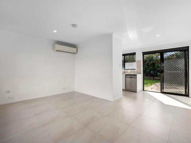 Charming 3 Bedroom Rental House in Rutherford Available Now!