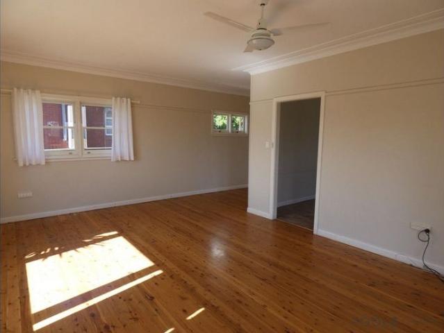 Charming 3 Bedroom Weatherboard Cottage in Blaxland