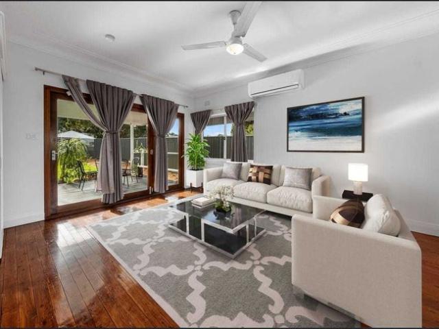 Charming 3 Bedroom with Modern Comforts
