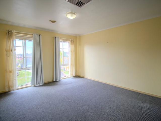 Charming 3 Bedroom Townhouse
