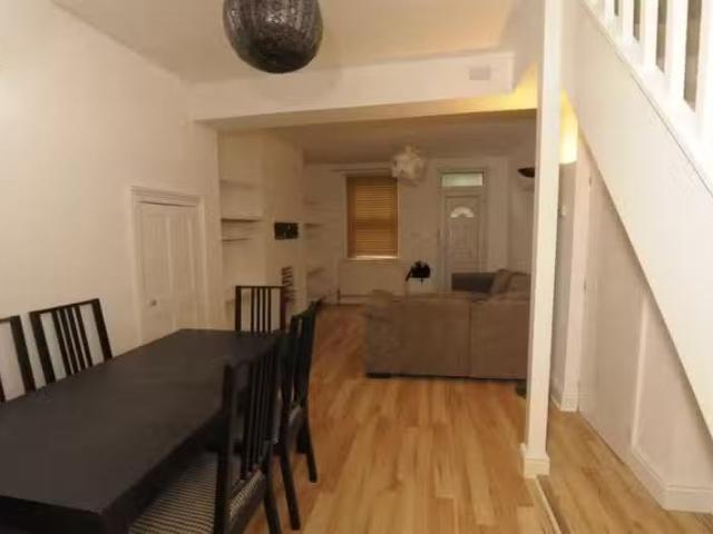Cozy 3 bedroom terraced house for rent in Napier Street, Cambr.