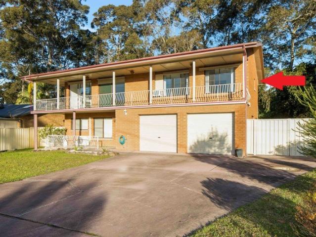 Charming 3 Bedroom Upstairs Home