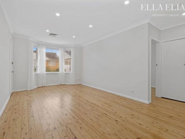 Charming 3 Bedroom Villa with District Views