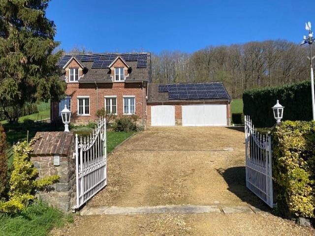 Charming 3 bedroom villa with garden