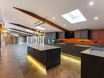 Unique 3 BR Barn for rent in Mousley End, CV35