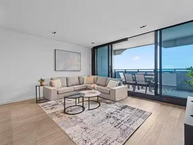 For Rent! 3 BR Baxter Street