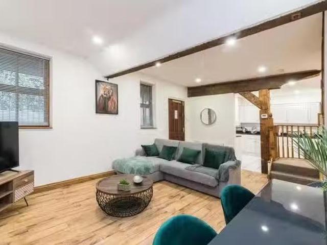 Cheap 3 BR Lansdowne Street