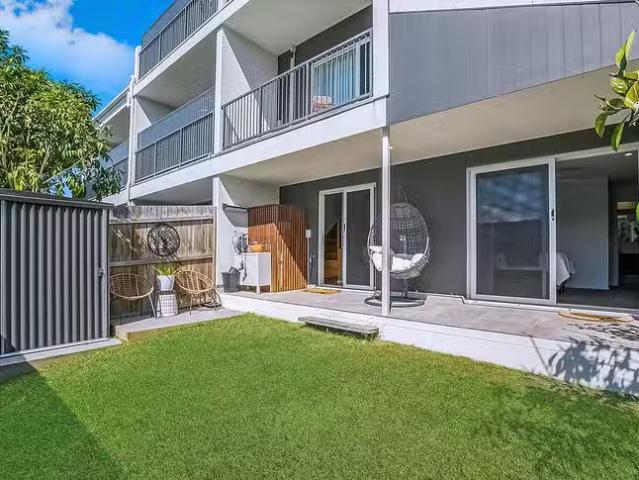 New 3 BR 1/44 Durack Street, Moorooka, QLD 4105