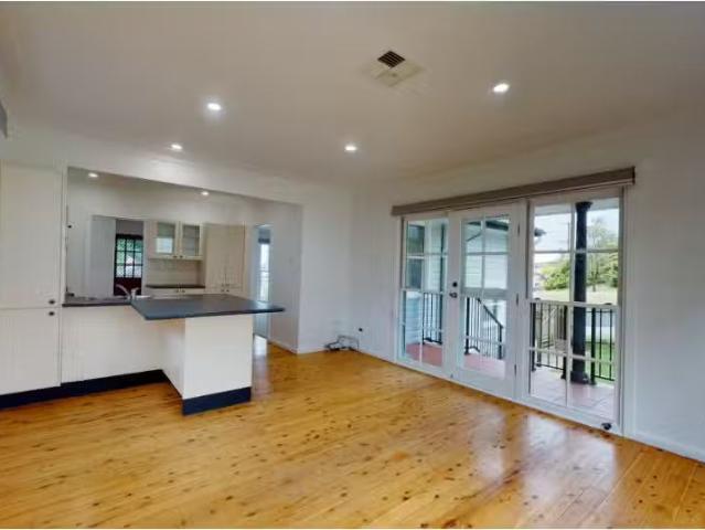 Cheap 3 BR 153 Morgan Street, Merewether House for rent Liste.