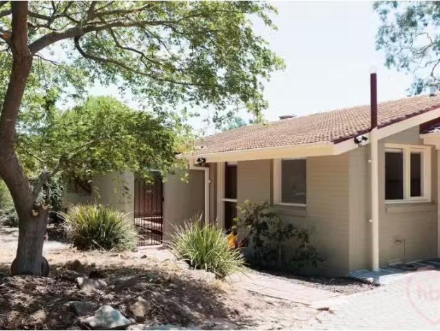 Deal! 3 BR 15 Patey Street, Campbell House for rent Listed by.