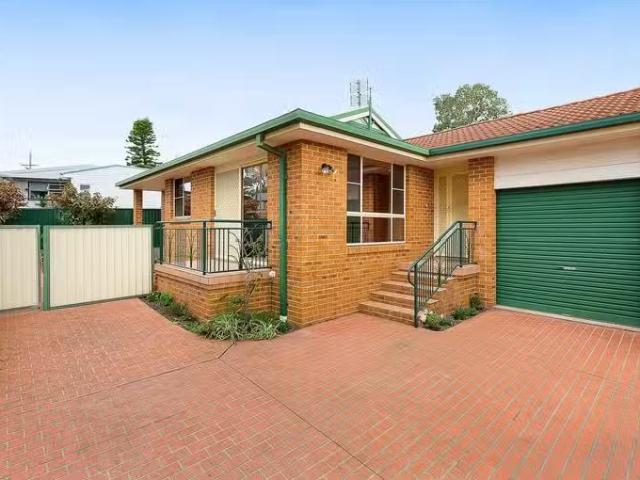 Nice 3 BR 15A Elden Street, Toukley, NSW 2263 House for Rent