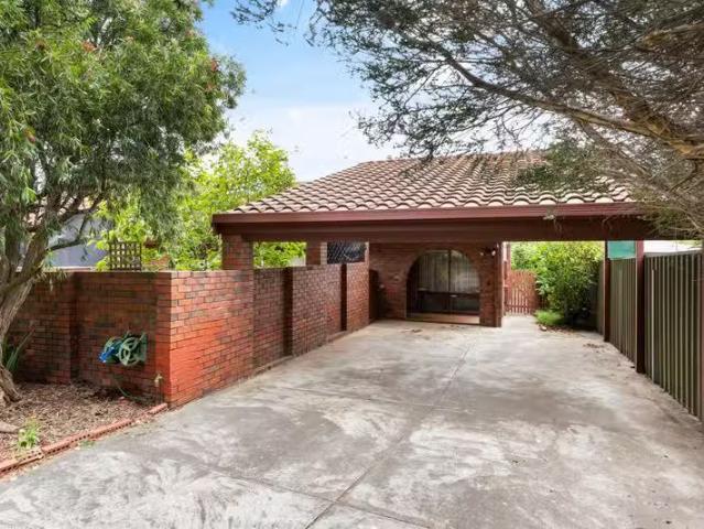 Unique 3 BR 15A Hay Rd, LINDEN PARK, SA 5065 House for Rent