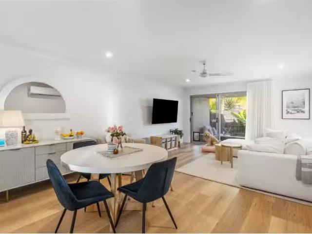 Charming 3 BR 16/5 Border Drive North, Currumbin Waters Townho.