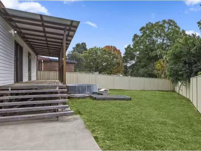 Charming 3 BR 16 Church Street, NANA GLEN House for rent List.